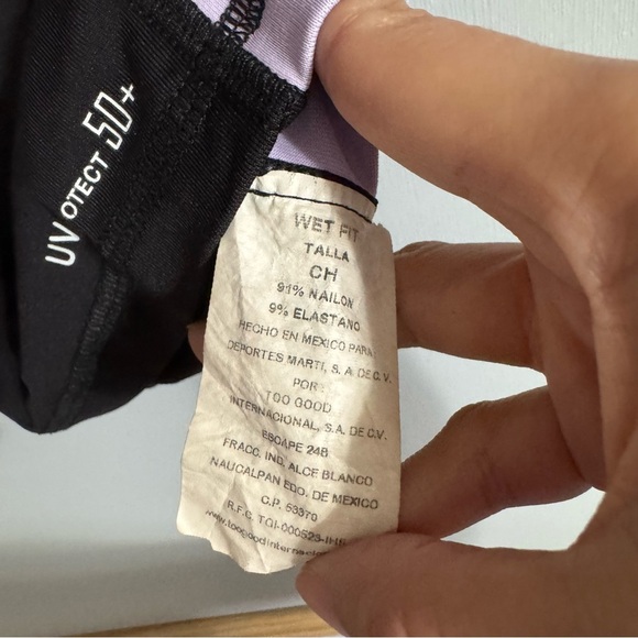 Black Long Sleeve Rash Guard by Wet Fit Size Small - Picture 6 of 7